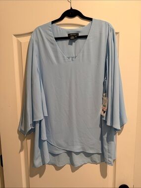 NWT Karen Kane blue angel sleeve top size 2x